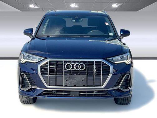 2023 Audi Q3 Premium 45 TFSI S line quattro Tiptronic