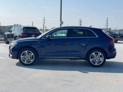 2023 Audi Q3 Premium 45 TFSI S line quattro Tiptronic