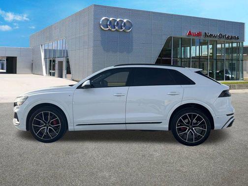 2021 Audi Q8 55 Prestige
