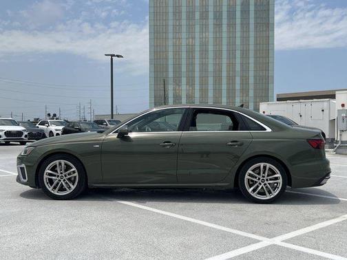 2023 Audi A4 45 S line Premium Plus