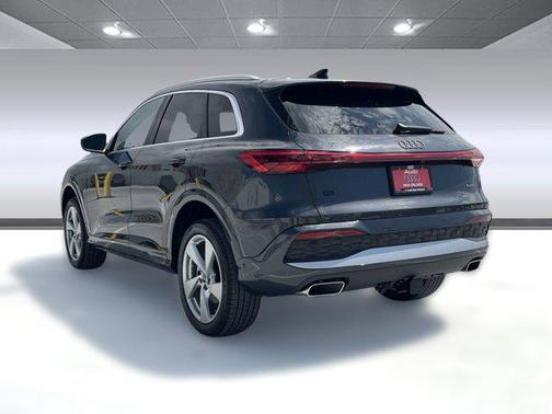 2025 Audi Q5 Premium Plus TFSI quattro S tronic