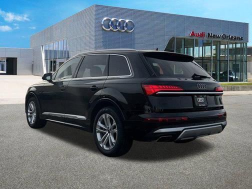 2025 Audi Q7 55 Prestige