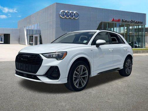 2022 Audi Q3 45 S line Premium
