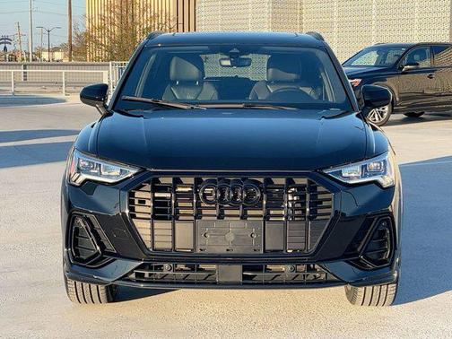 2023 Audi Q3 Premium 45 TFSI S line quattro Tiptronic