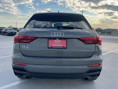 2025 Audi Q3 Premium 45 TFSI S line quattro Tiptronic