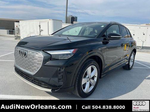 2022 Audi e-tron Premium Plus