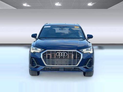 2023 Audi Q3 45 S line Premium Plus