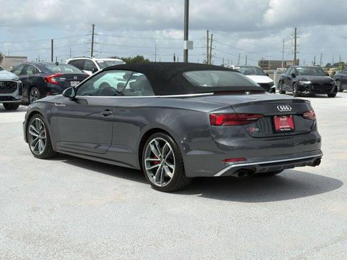 Daytona Gray Pearl Effect/Black Roof 2018 Audi S5 3.0T Premium Plus