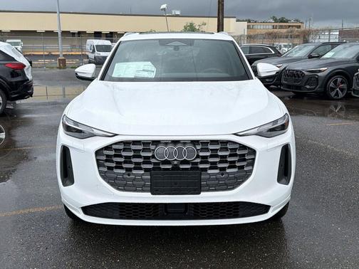 Arkona White 2026 Audi Q5 Premium TFSI quattro S tronic