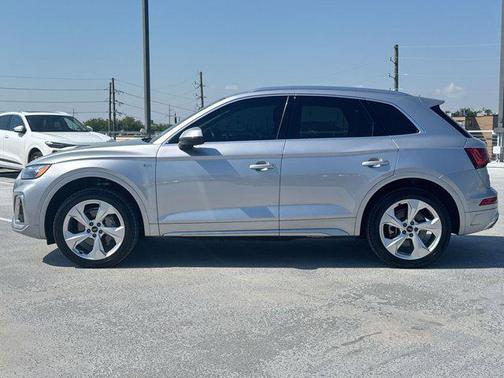 Florett Silver Metallic 2023 Audi Q5 45 S line Premium Plus