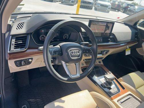 2021 Audi Q5 45 Prestige