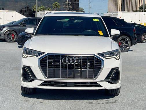 2023 Audi Q3 Premium 45 TFSI S line quattro Tiptronic
