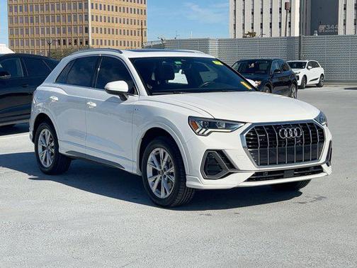 2023 Audi Q3 Premium 45 TFSI S line quattro Tiptronic