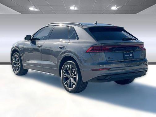 2023 Audi Q8 55 Premium