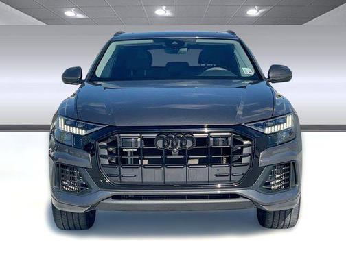 2023 Audi Q8 55 Premium