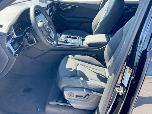 2026 Audi Q7 45 Premium