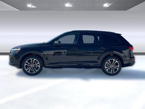 2026 Audi Q7 45 Premium
