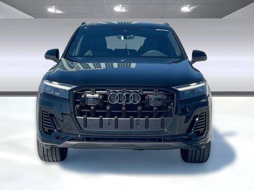2026 Audi Q7 45 Premium