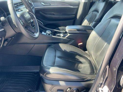 2022 Jeep Grand Cherokee 4xe Base