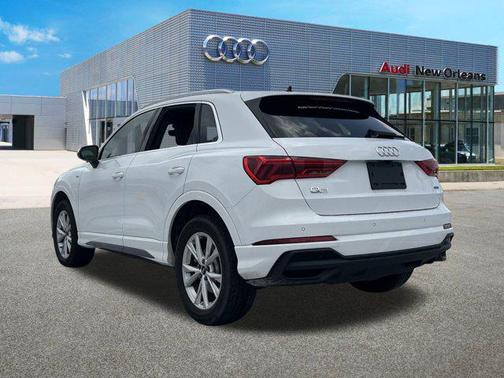 2025 Audi Q3 Premium 45 TFSI S line quattro Tiptronic