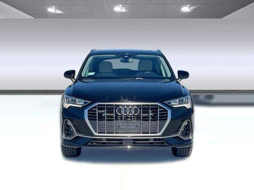 2022 Audi Q3 45 S line Premium Plus