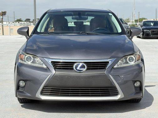 2014 Lexus CT 200h Hybrid