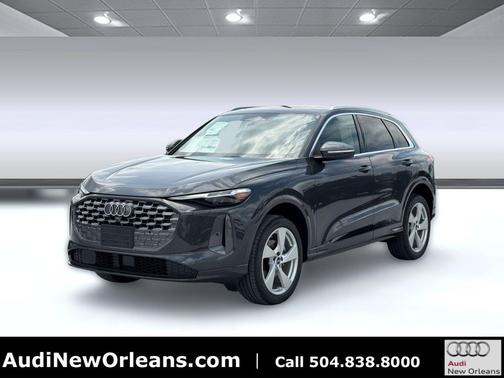 Tambora Gray Metallic 2026 Audi Q5 Premium Plus TFSI quattro S tronic