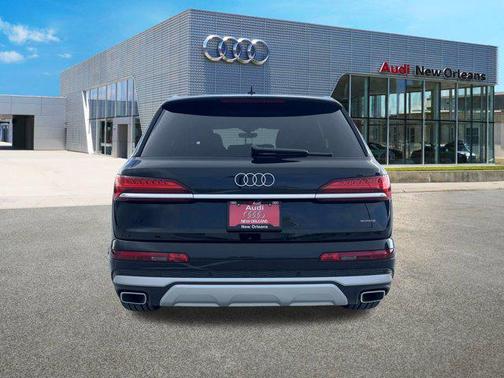 2025 Audi Q7 55 Premium Plus