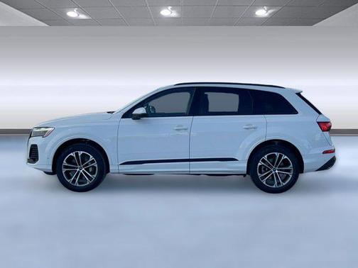 2026 Audi Q7 45 Premium