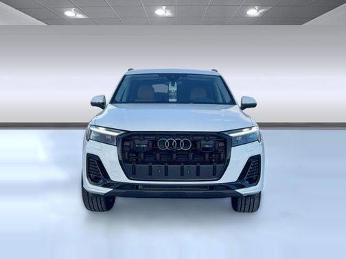 2026 Audi Q7 45 Premium