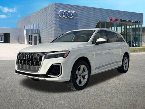 2025 Audi Q7 55 Premium
