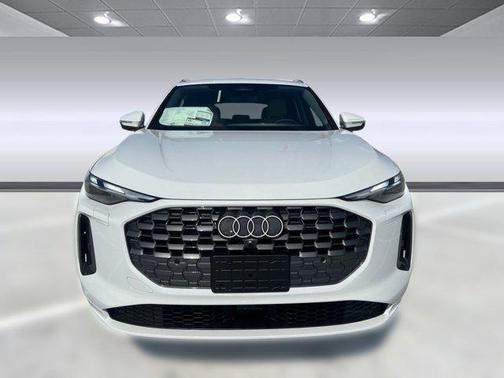 2025 Audi Q5 Premium TFSI quattro S tronic