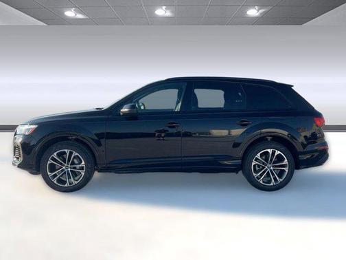 2026 Audi Q7 45 Premium