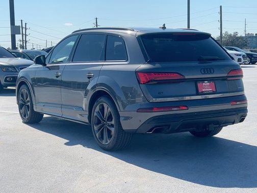 2026 Audi Q7 55 Premium Plus