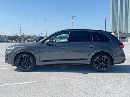 2026 Audi Q7 55 Premium Plus