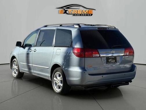 2004 Toyota Sienna XLE Limited