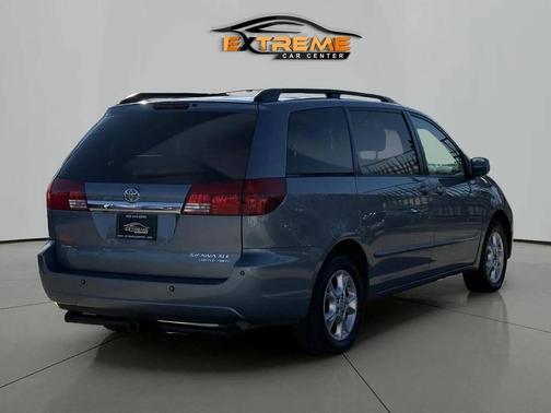 2004 Toyota Sienna XLE Limited