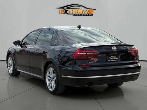 2019 Volkswagen Passat 2.0T Wolfsburg Edition