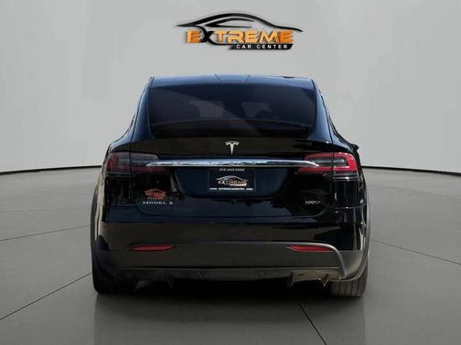Obsidian Black Metallic 2017 Tesla Model X 100D