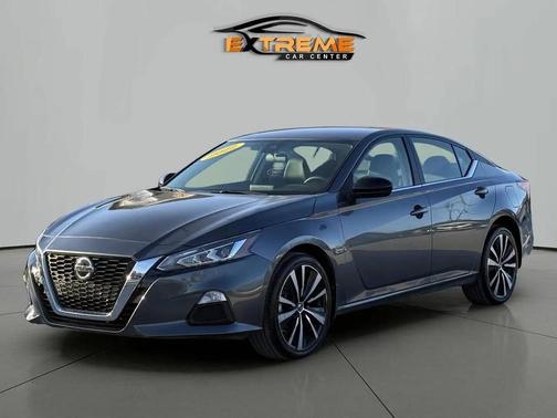 2022 Nissan Altima SR Intelligent AWD