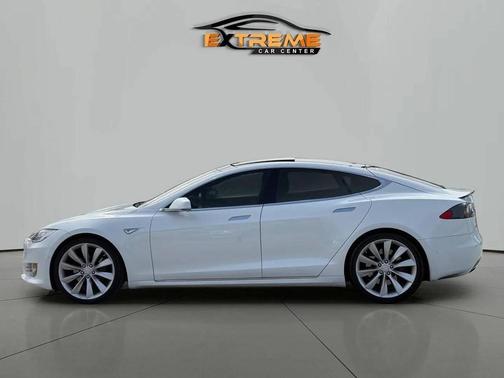 2016 Tesla Model S 90D