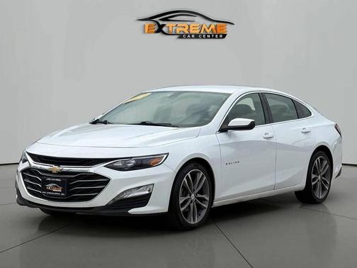 Summit White 2022 Chevrolet Malibu FWD LT