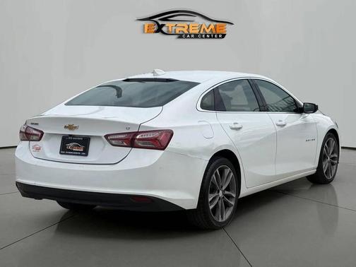 Summit White 2022 Chevrolet Malibu FWD LT
