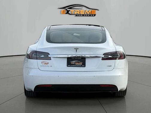 2016 Tesla Model S 75D