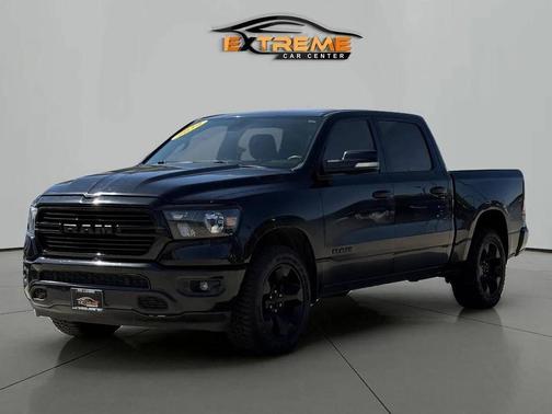 Diamond Black Crystal Pearlcoat 2019 RAM 1500 Big Horn