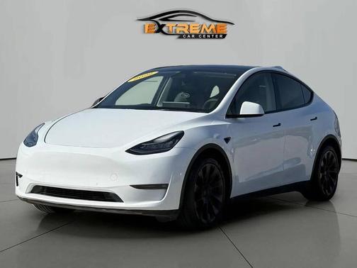 2022 Tesla Model Y Long Range Dual Motor All-Wheel Drive