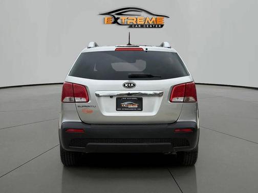 Satin Metal 2013 Kia Sorento LX