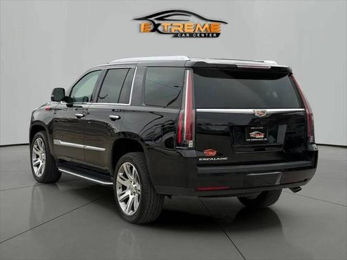 2018 Cadillac Escalade Luxury