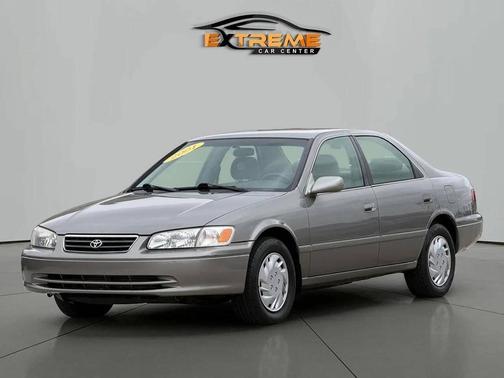 Cashmere Beige Metallic 2001 Toyota Camry LE