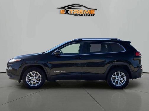 Brilliant Black Crystal Pearlcoat 2015 Jeep Cherokee Latitude